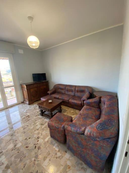 Bella Vista Apartment Canelli Bagian luar foto