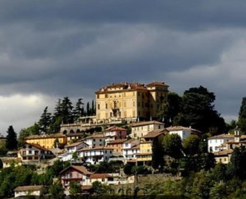 Bella Vista Apartment Canelli Bagian luar foto